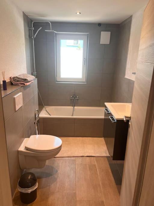 Traumhafte Ferienwohnung Altendorf  Bagian luar foto
