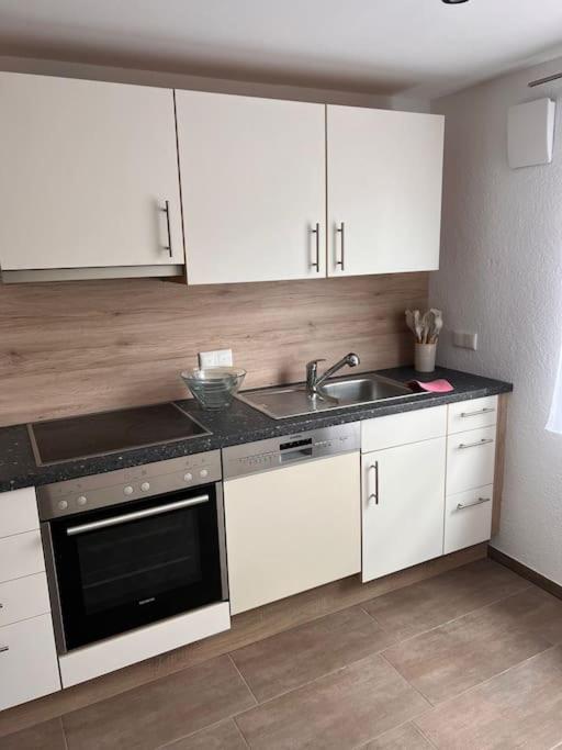 Traumhafte Ferienwohnung Altendorf  Bagian luar foto